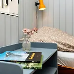 Semesterbostad With Vintage Finds And Personal Art *